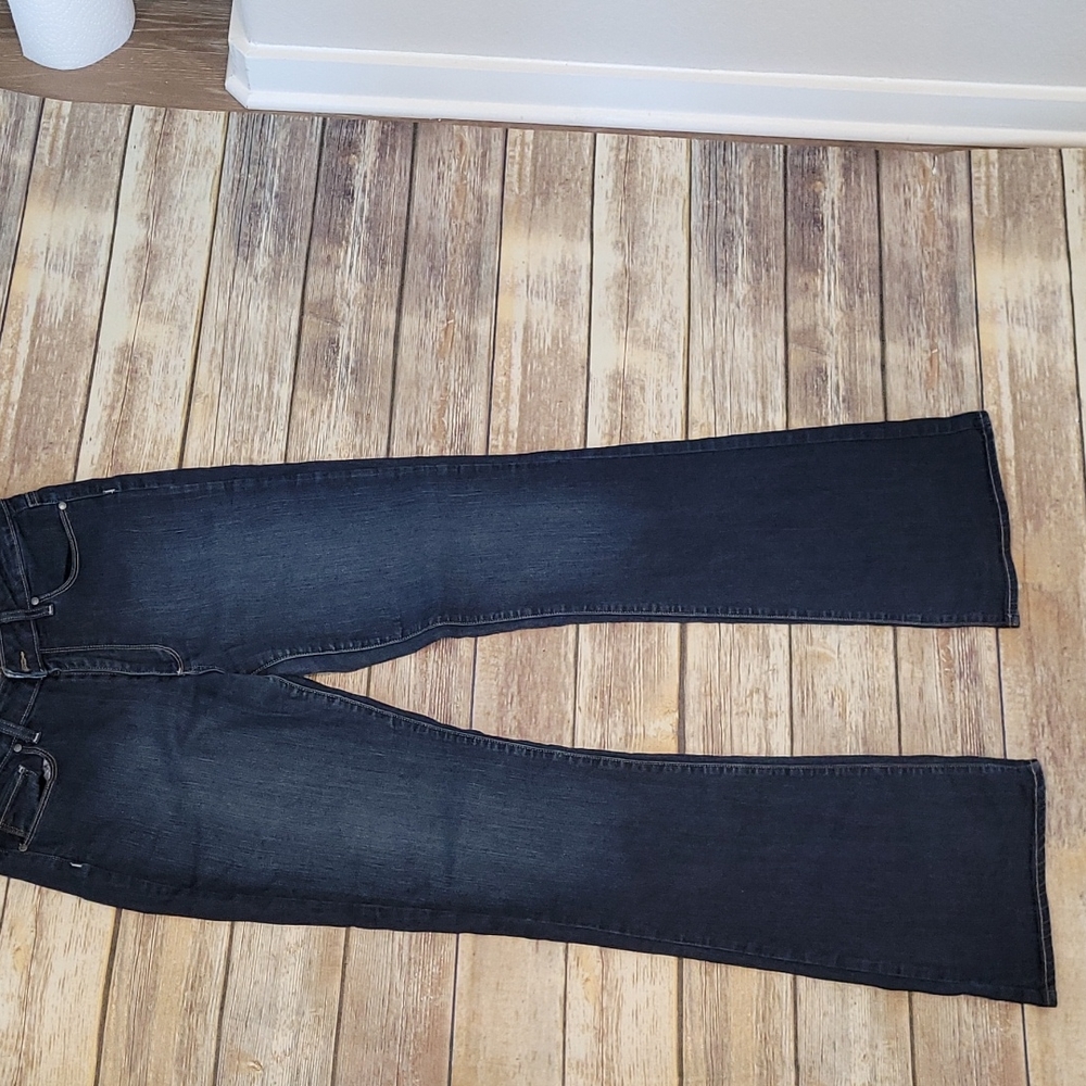 Paige Jeans - Picture 5 of 7